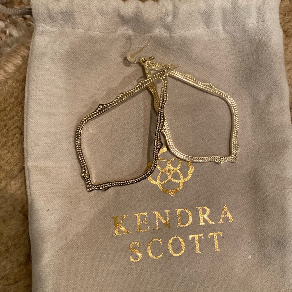 Never worn Kendall Scott Gold Earrings